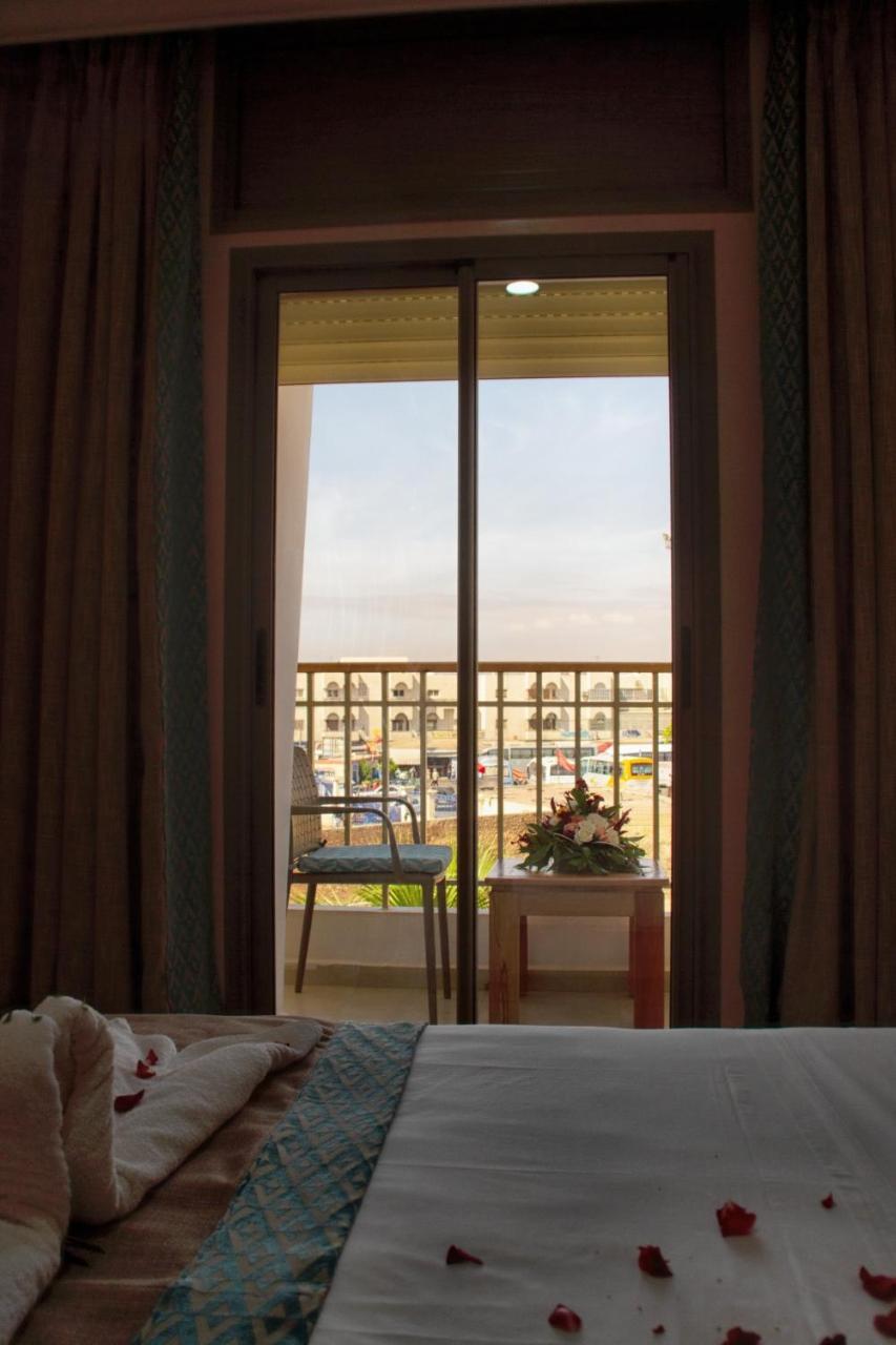 Hotel Al Mamoun Inezgane Exterior photo